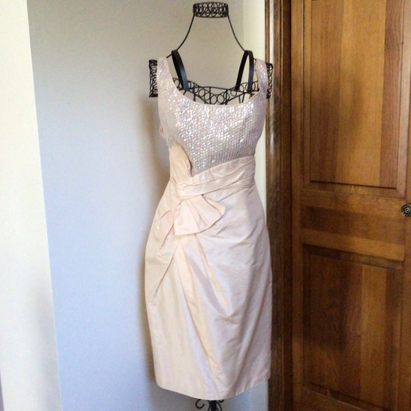 Carmen Marc Valvo Collection Dresses & Skirts - Carmen Marc Valvo collection Dress, 10, Pristine